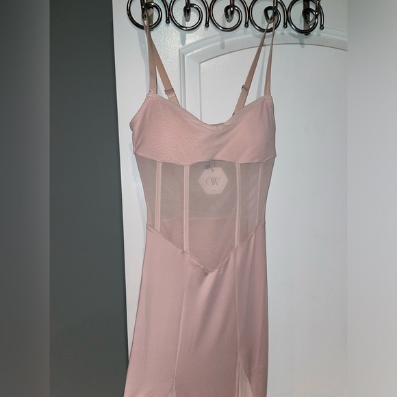 NWT OW Collection x REVOLVE SERENITY Sheer Bodice Pink Maxi Dress 🌸 Size XS New! - Picture 12 of 14